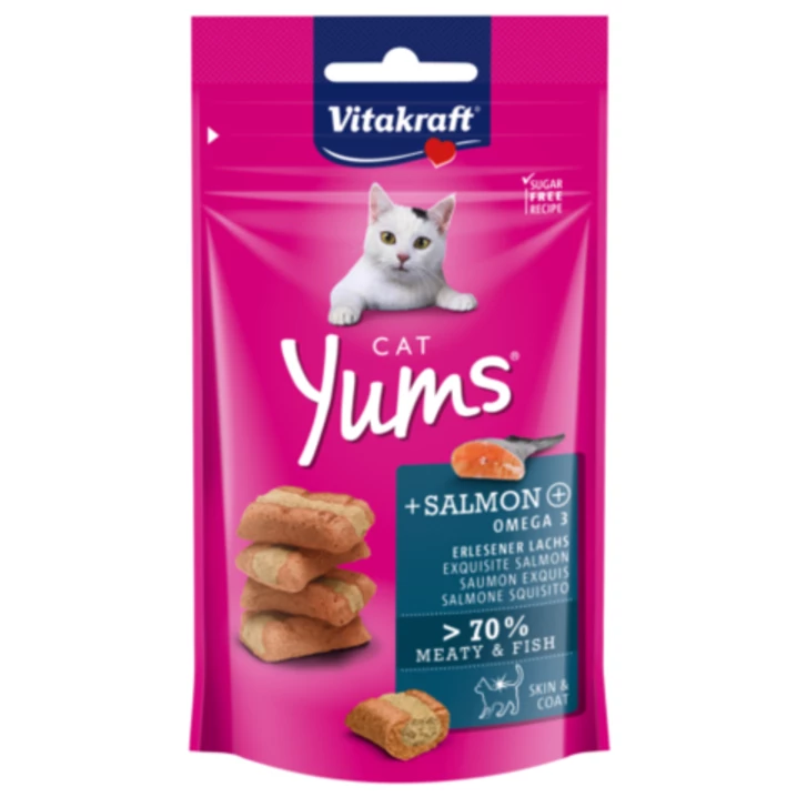 VITAKRAFT Cat Yums - miękkie i aromatyczne przysmaki z łososiem 40g